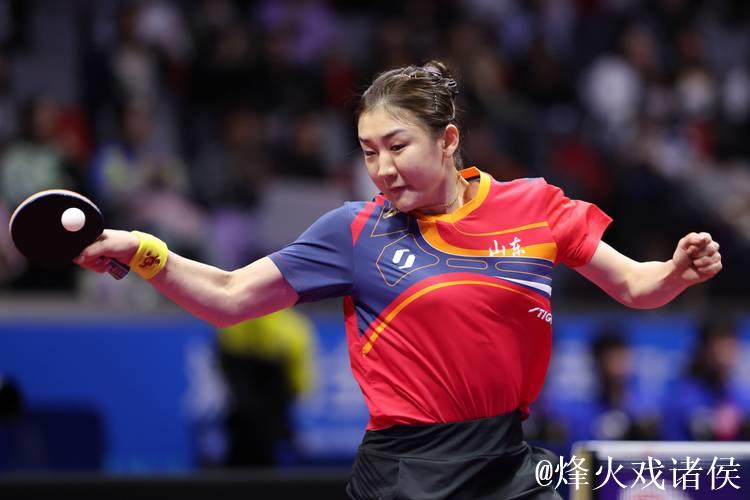 陈梦十五运会首战4-0横扫孙铭阳 顺利挺进女单16强 陈梦十五运会首战4-0横扫孙铭阳 顺利挺进女单16强